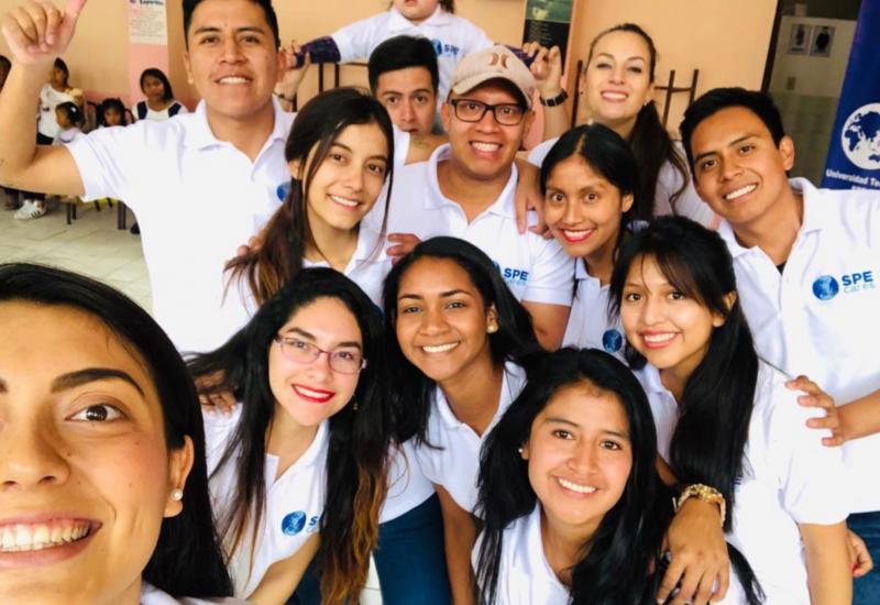 SPE UTE Student Chapter celebra el día del niño en el Hogar del Niño San Vicente de Paúl de la Cuidad de Quito
